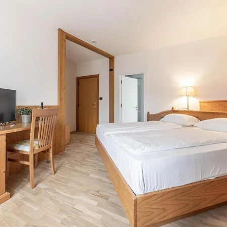 White Moss Garni Hotel Transacqua Exterior photo